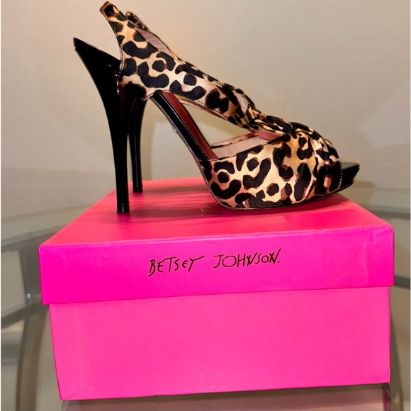 Betsy Johnson Leopard High Heel Stilettos Sz 10, Brand New. - Picture 5 of 11